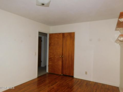 Tiny photo for 13876 County Road C, Bryan, OH 43506 (MLS # 10007568)