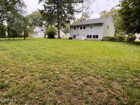 Tiny photo for 129 Melody Lane, Toledo, OH 43615 (MLS # 10014115)