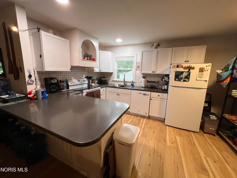 Tiny photo for 129 Melody Lane, Toledo, OH 43615 (MLS # 10014115)