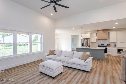 Tiny photo for 9024 Driftwood Court, Sylvania, OH 43560 (MLS # 10013031)