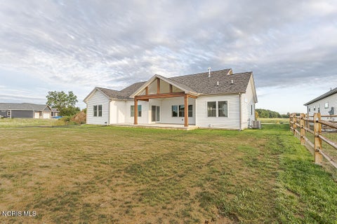 Tiny photo for 9024 Driftwood Court, Sylvania, OH 43560 (MLS # 10013031)