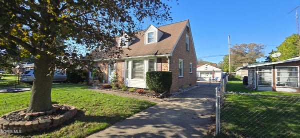 2310 ANN DR, TOLEDO, OH 43613 - Image de24a35b5e0c7fa080c1cc8d0e7cc148/1056708953
