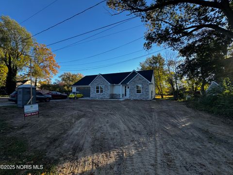 Photo of 4550 Vineyard Road, Toledo, OH 43623 (MLS # 6131630)