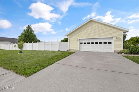 Tiny photo for 434 Nevada Lane, Findlay, OH 45840 (MLS # 10012898)