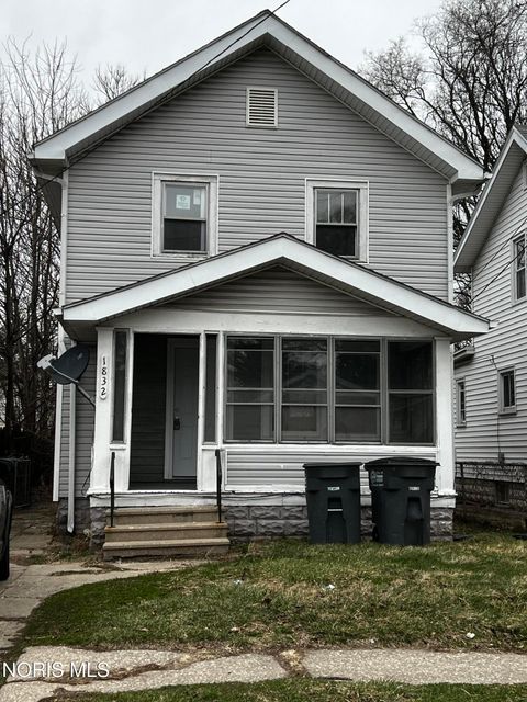 Tiny photo for 1832 Marne Avenue, Toledo, OH 43613 (MLS # 10005284)