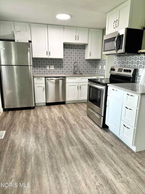 Tiny photo for 6957 Westwyck Drive, Whitehouse, OH 43571 (MLS # 10006086)