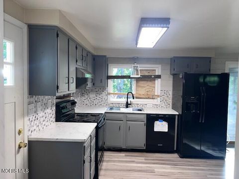 Tiny photo for 480 Seneca Drive, Montpelier, OH 43543 (MLS # 10009913)