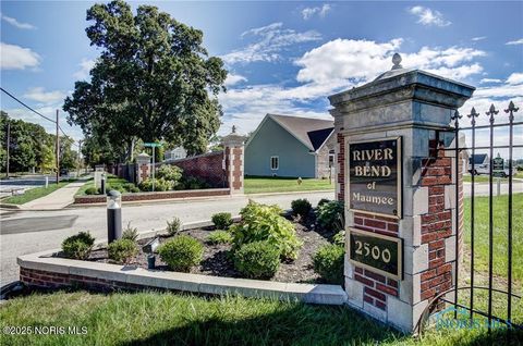 Tiny photo for 329 River Bend Lane, Maumee, OH 43537 (MLS # 10002048)