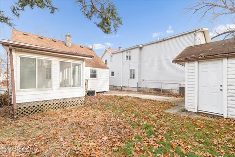 Tiny photo for 2645 Westbrook Drive, Toledo, OH 43613 (MLS # 10001852)