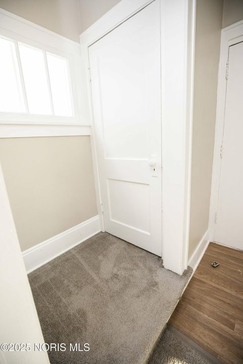 Tiny photo for 406 Utah Street, Toledo, OH 43605 (MLS # 10002042)