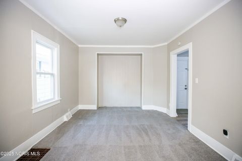 Tiny photo for 406 Utah Street, Toledo, OH 43605 (MLS # 10002042)