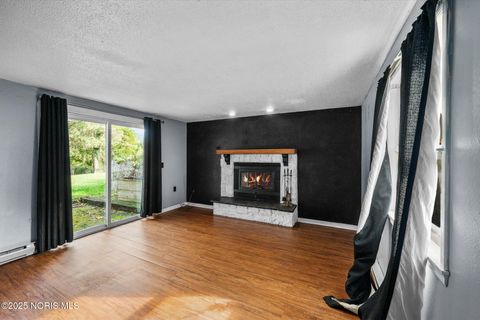 Tiny photo for 2640 Westbrook Drive, Toledo, OH 43613 (MLS # 10000606)