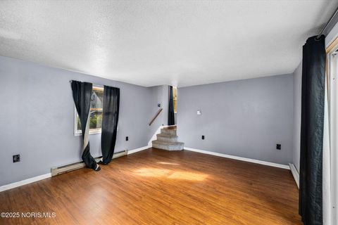 Tiny photo for 2640 Westbrook Drive, Toledo, OH 43613 (MLS # 10000606)