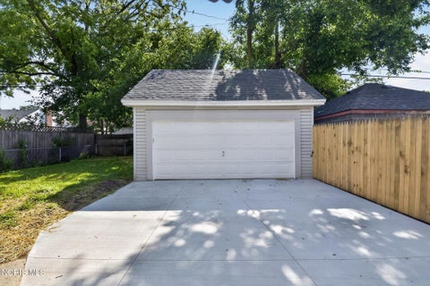 Tiny photo for 2908 Letchworth Parkway, Toledo, OH 43606 (MLS # 10010199)