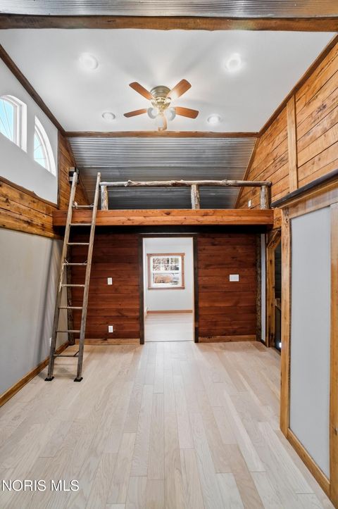 Tiny photo for 304 W Garfield Avenue, Swanton, OH 43558 (MLS # 10004591)