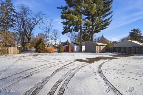 Tiny photo for 304 W Garfield Avenue, Swanton, OH 43558 (MLS # 10004591)