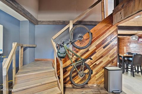 Tiny photo for 304 W Garfield Avenue, Swanton, OH 43558 (MLS # 10004591)