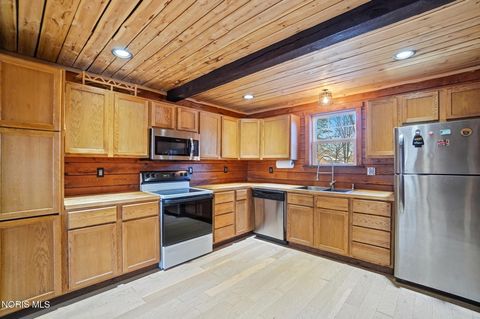 Tiny photo for 304 W Garfield Avenue, Swanton, OH 43558 (MLS # 10004591)