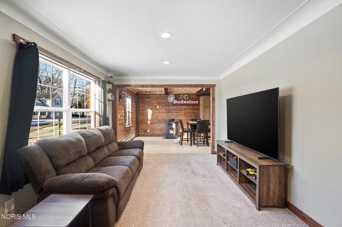 Tiny photo for 304 W Garfield Avenue, Swanton, OH 43558 (MLS # 10004591)