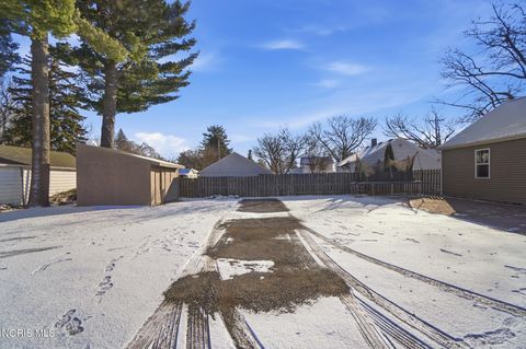 Tiny photo for 304 W Garfield Avenue, Swanton, OH 43558 (MLS # 10004591)