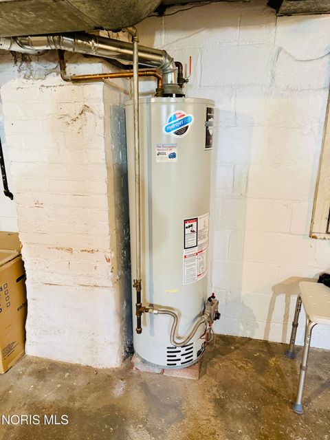 Tiny photo for 752 Hampton Avenue, Toledo, OH 43609 (MLS # 10005729)