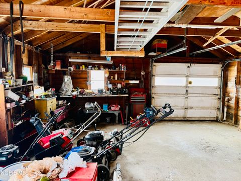 Tiny photo for 752 Hampton Avenue, Toledo, OH 43609 (MLS # 10005729)