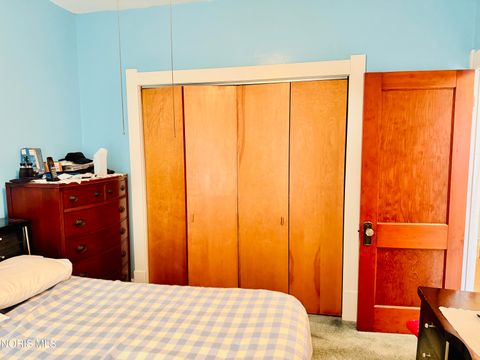 Tiny photo for 752 Hampton Avenue, Toledo, OH 43609 (MLS # 10005729)