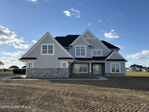 Photo of 503 Cathedral Court, Perrysburg, OH 43551 (MLS # 6125332)