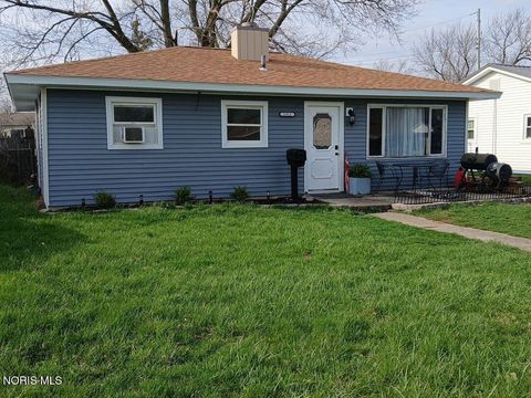 Homes For Sale - 1312 Bernard Avenue<br/> Findlay, OH 45840