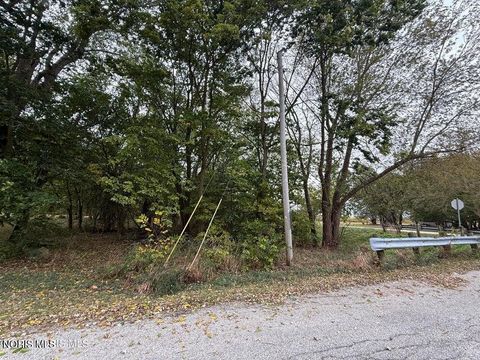 Tiny photo for 12504 La Fontaine Drive, Curtice, OH 43412 (MLS # 10007888)
