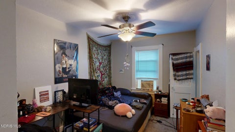 Tiny photo for 823 Toronto Avenue, Toledo, OH 43609 (MLS # 10014084)