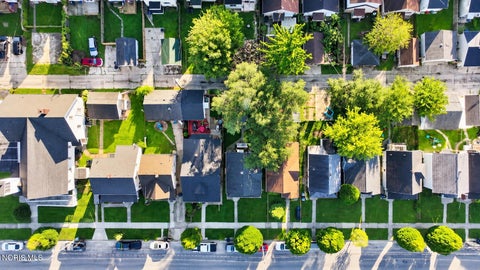 Tiny photo for 823 Toronto Avenue, Toledo, OH 43609 (MLS # 10014084)