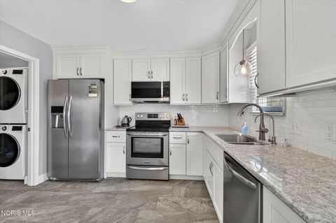 Tiny photo for 14517 Olde Trail Drive, Perrysburg, OH 43551 (MLS # 10006790)