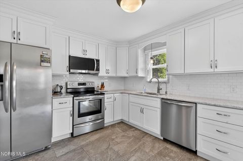 Tiny photo for 14517 Olde Trail Drive, Perrysburg, OH 43551 (MLS # 10006790)