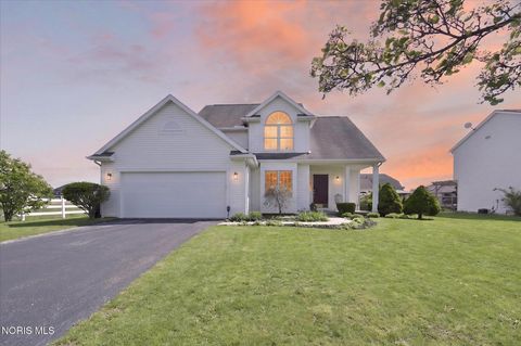 Photo of 14517 Olde Trail Drive, Perrysburg, OH 43551 (MLS # 10006790)