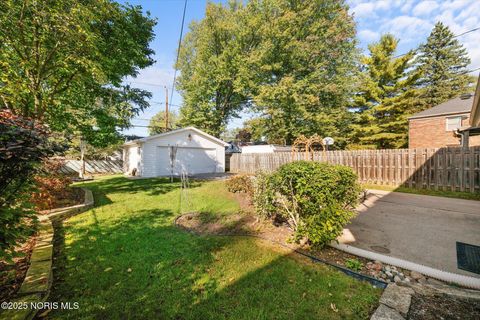 Tiny photo for 3215 Goddard Road, Toledo, OH 43606 (MLS # 10000141)