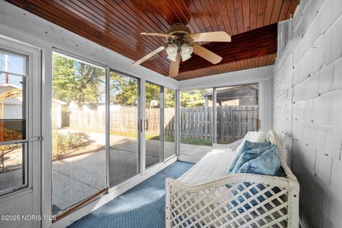 Tiny photo for 3215 Goddard Road, Toledo, OH 43606 (MLS # 10000141)