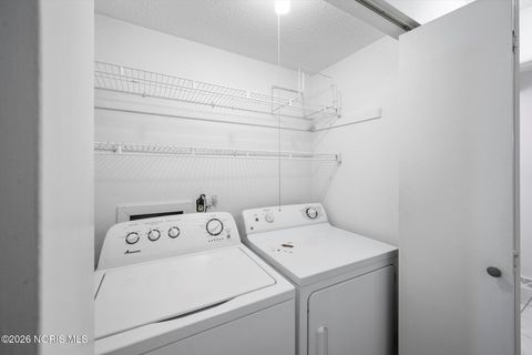 Tiny photo for 4040 Stonehenge Drive, Sylvania, OH 43560 (MLS # 10003566)