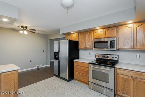 Tiny photo for 11755 W Sylvania Avenue, Berkey, OH 43504 (MLS # 10002450)