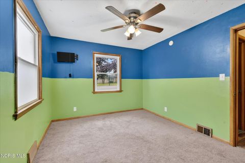 Tiny photo for 2019 N Main Street, Findlay, OH 45840 (MLS # 10008187)