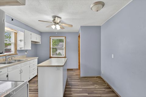 Tiny photo for 2019 N Main Street, Findlay, OH 45840 (MLS # 10008187)