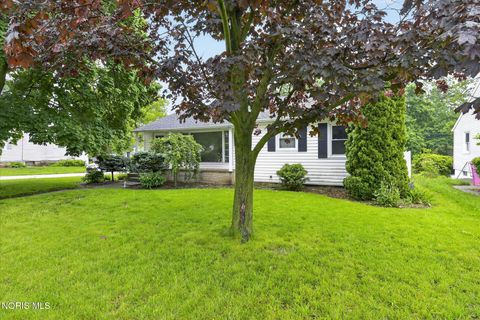 Tiny photo for 2019 N Main Street, Findlay, OH 45840 (MLS # 10008187)