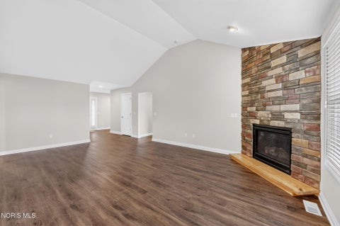 Tiny photo for 6945 Southpine Court, Maumee, OH 43537 (MLS # 10013338)