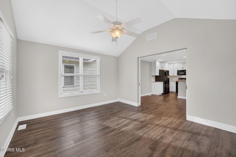 Tiny photo for 6945 Southpine Court, Maumee, OH 43537 (MLS # 10013338)