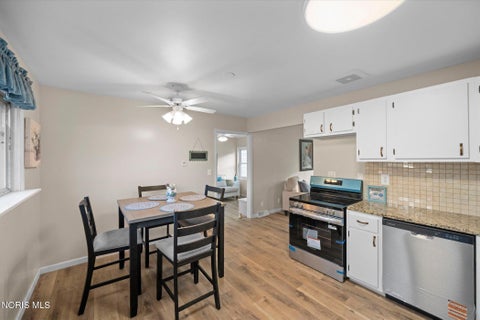 Tiny photo for 6604 Hill Avenue, Toledo, OH 43615 (MLS # 10014535)