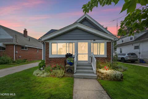Photo of 1343 Laurel Avenue, Toledo, OH 43614 (MLS # 10010551)