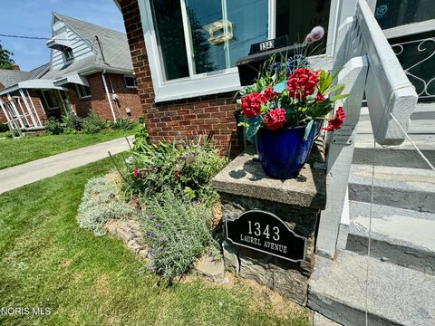 Tiny photo for 1343 Laurel Avenue, Toledo, OH 43614 (MLS # 10010551)