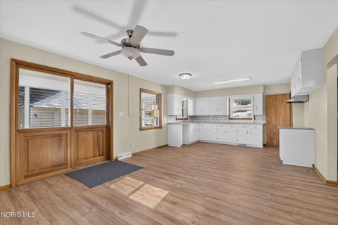 Tiny photo for 314 W Poinsetta Avenue, Toledo, OH 43612 (MLS # 10012053)