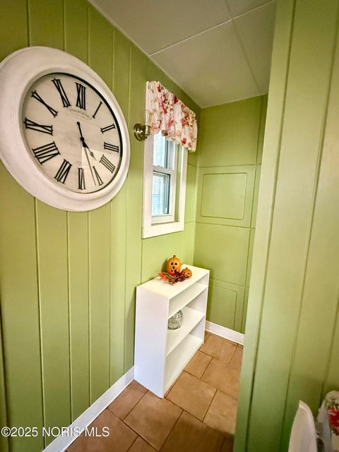 Tiny photo for 1814 Balkan Place, Toledo, OH 43613 (MLS # 10002163)