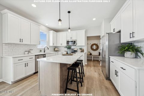 Tiny photo for 133 Valley Hall Drive, Perrysburg, OH 43551 (MLS # 10005751)